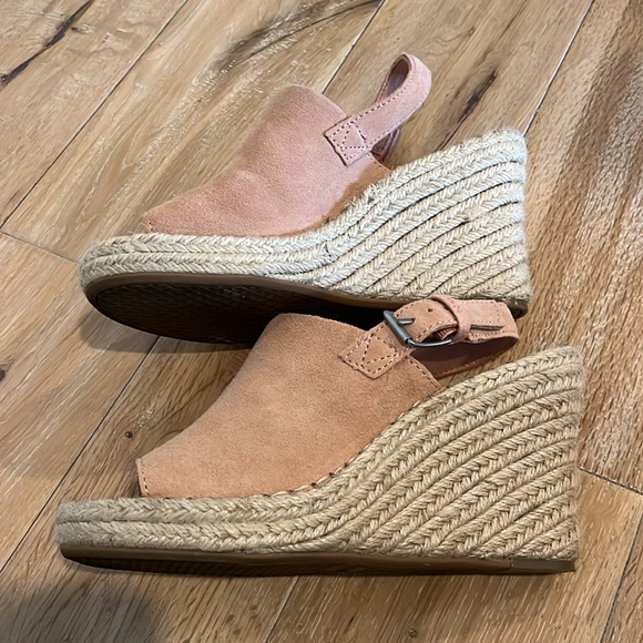 Tom’s Espadrille Wedge - Picture 3 of 4
